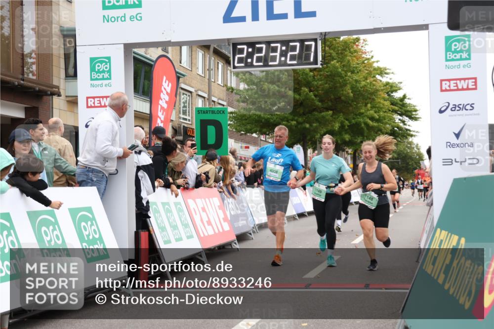 21.09.2025 - PSD Bank Halbmarathon Strokosch-Dieckow http://msf.ph/oto/8933246 21.09.2025 12:22:50 Ziel 1148, 1149, 3430, 3621, 3754, 4008 meine-sportfotos.de