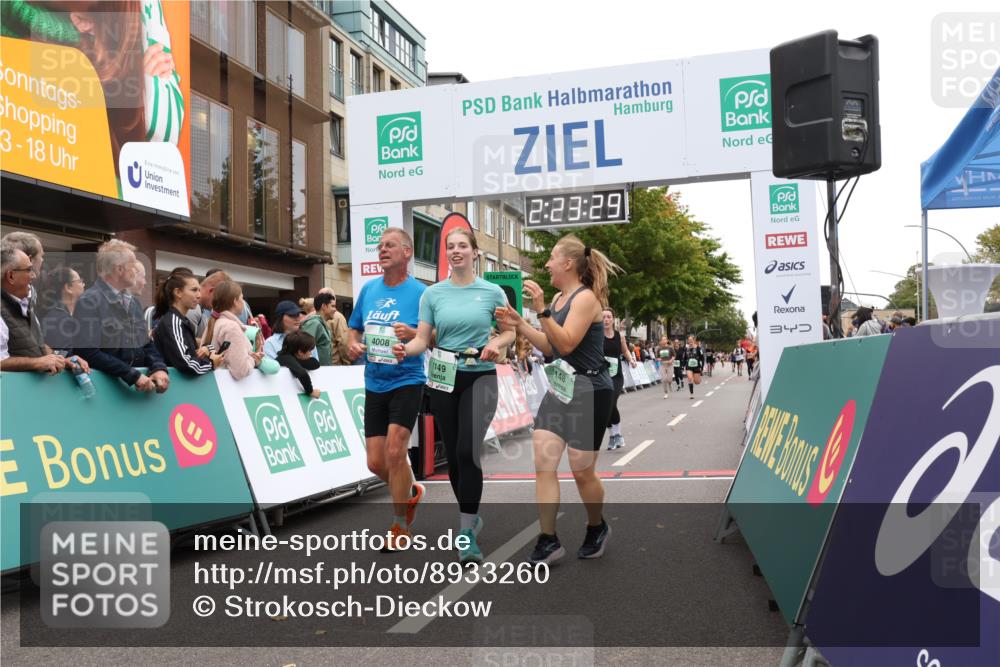 21.09.2025 - PSD Bank Halbmarathon Strokosch-Dieckow http://msf.ph/oto/8933260 21.09.2025 12:22:52 Ziel 1148, 1149, 3430, 3621, 3754, 4008 meine-sportfotos.de