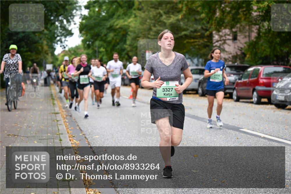 21.09.2025 - PSD Bank Halbmarathon Dr. Thomas Lammeyer http://msf.ph/oto/8933264 21.09.2025 10:54:07 Laufen 3327, 3334 meine-sportfotos.de