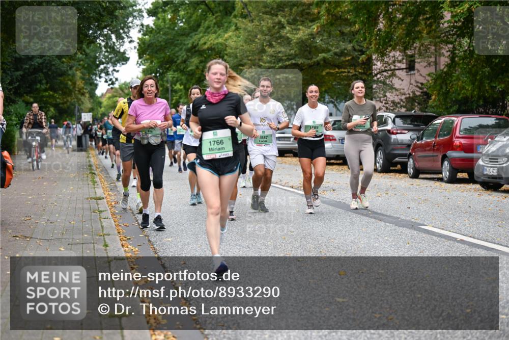 21.09.2025 - PSD Bank Halbmarathon Dr. Thomas Lammeyer http://msf.ph/oto/8933290 21.09.2025 10:54:10 Laufen 1589, 1587, 1766, 4915 meine-sportfotos.de