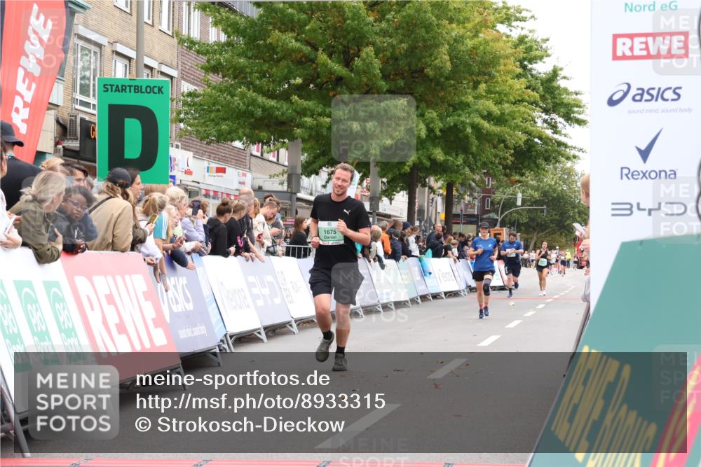 21.09.2025 - PSD Bank Halbmarathon Strokosch-Dieckow http://msf.ph/oto/8933315 21.09.2025 12:23:06 Ziel 1675, 3535, 3724, 3765 meine-sportfotos.de