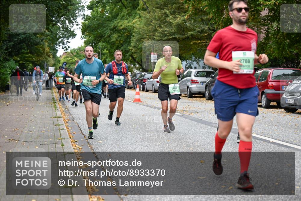 21.09.2025 - PSD Bank Halbmarathon Dr. Thomas Lammeyer http://msf.ph/oto/8933370 21.09.2025 10:54:18 Laufen 2916, 3337, 3462, 2788, 4915 meine-sportfotos.de