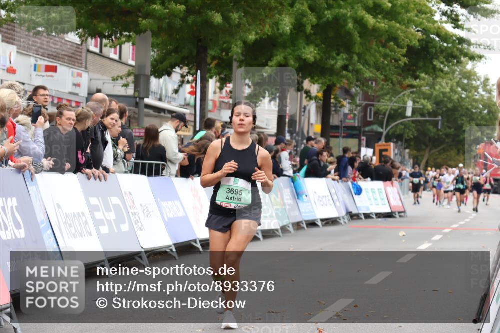 21.09.2025 - PSD Bank Halbmarathon Strokosch-Dieckow http://msf.ph/oto/8933376 21.09.2025 12:23:19 Ziel 1295, 3695, 3742 meine-sportfotos.de