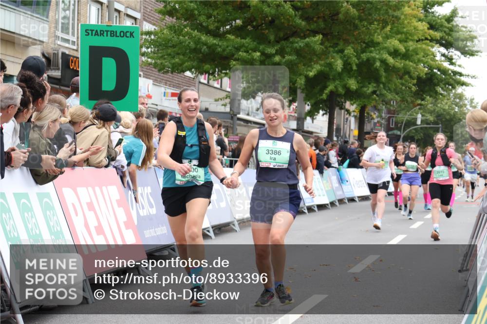 21.09.2025 - PSD Bank Halbmarathon Strokosch-Dieckow http://msf.ph/oto/8933396 21.09.2025 12:23:38 Ziel 3300, 3386, 3515 meine-sportfotos.de