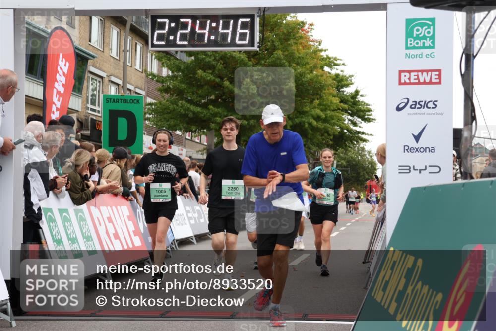 21.09.2025 - PSD Bank Halbmarathon Strokosch-Dieckow http://msf.ph/oto/8933520 21.09.2025 12:24:09 Ziel 1005, 1163, 1575, 1576, 2250, 2810, 3138, 3240, 3616 meine-sportfotos.de
