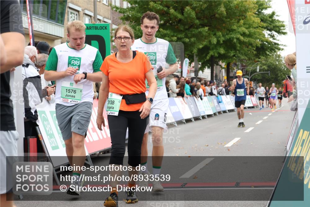 21.09.2025 - PSD Bank Halbmarathon Strokosch-Dieckow http://msf.ph/oto/8933539 21.09.2025 12:24:14 Ziel 1005, 1163, 1575, 1576, 2250, 3138, 3240, 3616 meine-sportfotos.de