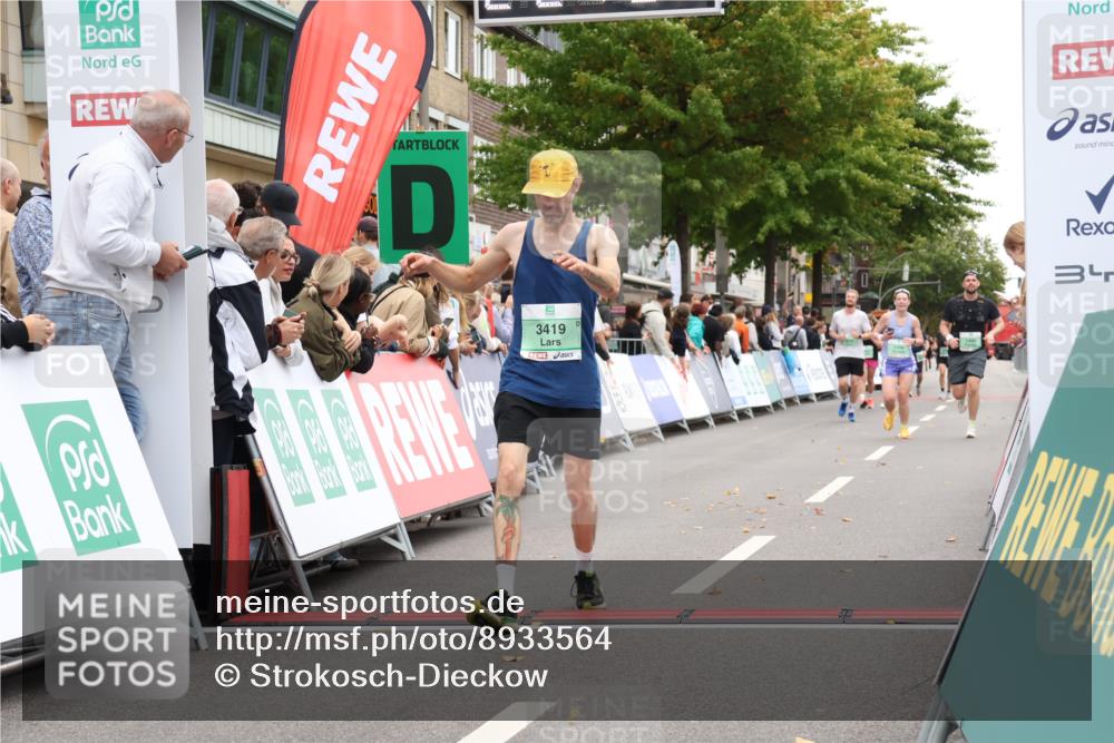21.09.2025 - PSD Bank Halbmarathon Strokosch-Dieckow http://msf.ph/oto/8933564 21.09.2025 12:24:21 Ziel 1575, 1576, 3138, 3419 meine-sportfotos.de