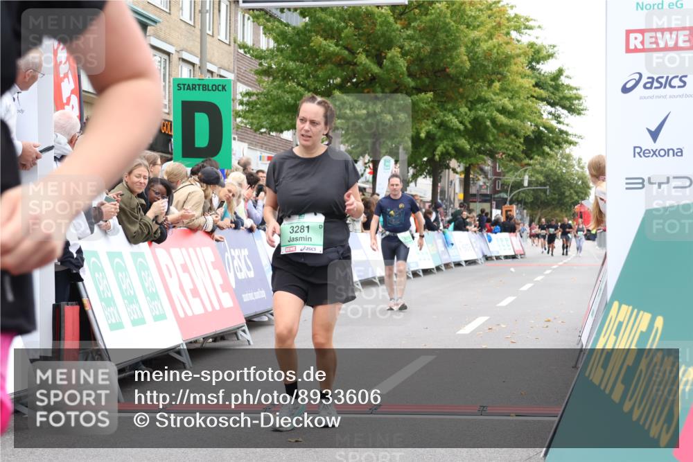 21.09.2025 - PSD Bank Halbmarathon Strokosch-Dieckow http://msf.ph/oto/8933606 21.09.2025 12:24:36 Ziel 3022, 3281, 3602 meine-sportfotos.de