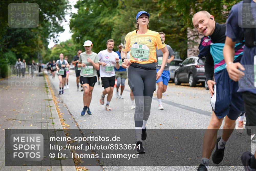 21.09.2025 - PSD Bank Halbmarathon Dr. Thomas Lammeyer http://msf.ph/oto/8933674 21.09.2025 10:54:48 Laufen 1143, 3329, 3831 meine-sportfotos.de