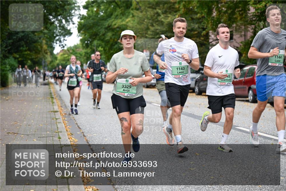 21.09.2025 - PSD Bank Halbmarathon Dr. Thomas Lammeyer http://msf.ph/oto/8933693 21.09.2025 10:54:50 Laufen 3329, 1143, 45, 1144 meine-sportfotos.de
