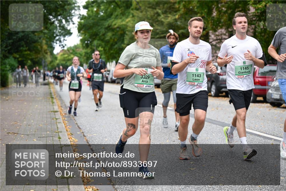 21.09.2025 - PSD Bank Halbmarathon Dr. Thomas Lammeyer http://msf.ph/oto/8933697 21.09.2025 10:54:50 Laufen 3329, 1143, 1145 meine-sportfotos.de