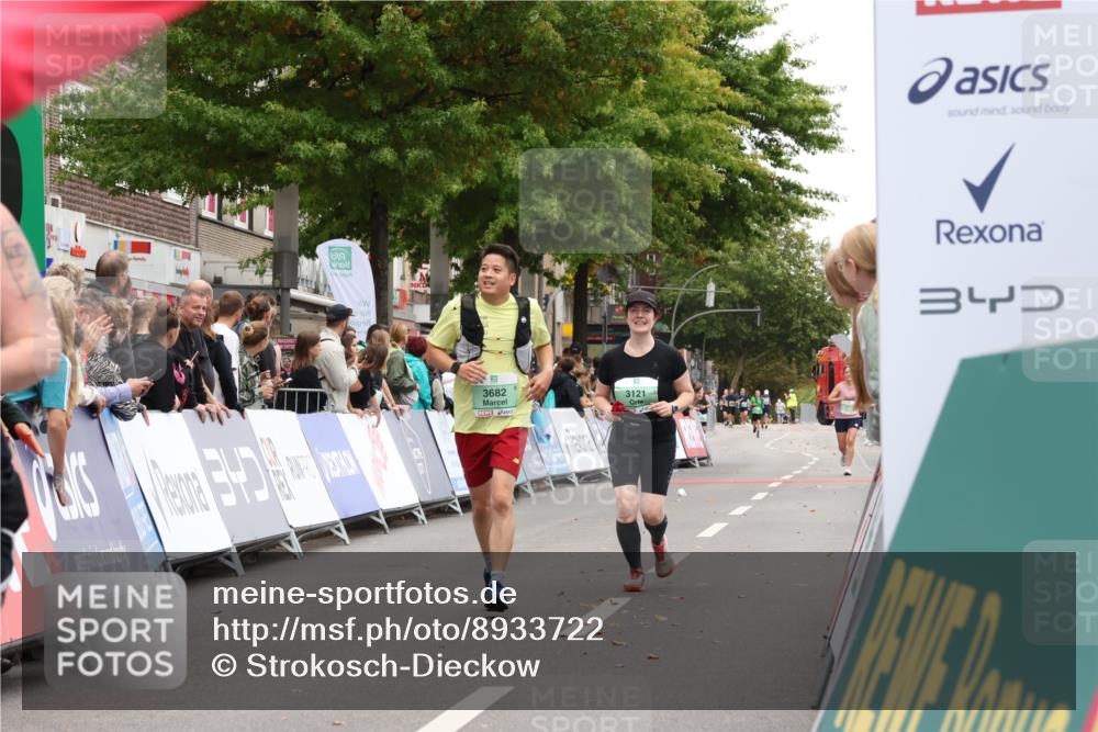 21.09.2025 - PSD Bank Halbmarathon Strokosch-Dieckow http://msf.ph/oto/8933722 21.09.2025 12:25:21 Ziel 1361, 3121, 3317, 3436, 3654, 3682, 3820 meine-sportfotos.de