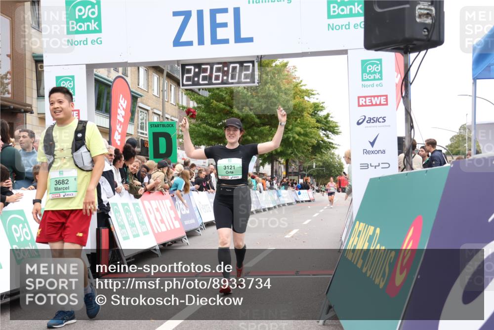 21.09.2025 - PSD Bank Halbmarathon Strokosch-Dieckow http://msf.ph/oto/8933734 21.09.2025 12:25:25 Ziel 3121, 3436, 3682 meine-sportfotos.de