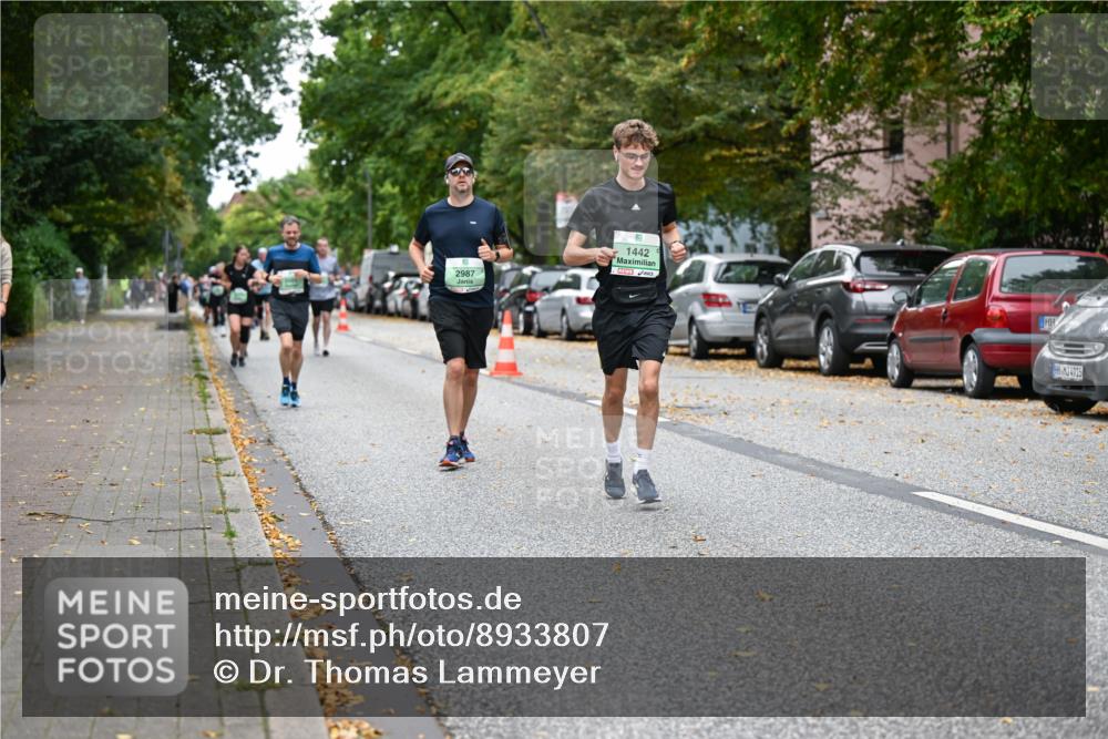 21.09.2025 - PSD Bank Halbmarathon Dr. Thomas Lammeyer http://msf.ph/oto/8933807 21.09.2025 10:55:09 Laufen 2987, 1442, 4915 meine-sportfotos.de