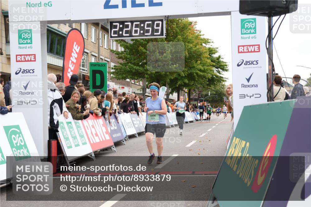21.09.2025 - PSD Bank Halbmarathon Strokosch-Dieckow http://msf.ph/oto/8933879 21.09.2025 12:26:23 Ziel 3206, 3227, 3504, 3611 meine-sportfotos.de