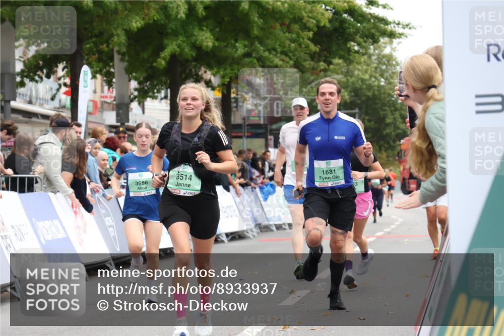 21.09.2025 - PSD Bank Halbmarathon Strokosch-Dieckow http://msf.ph/oto/8933937 21.09.2025 12:26:39 Ziel 1681, 2900, 2903, 2950, 3514, 3686 meine-sportfotos.de