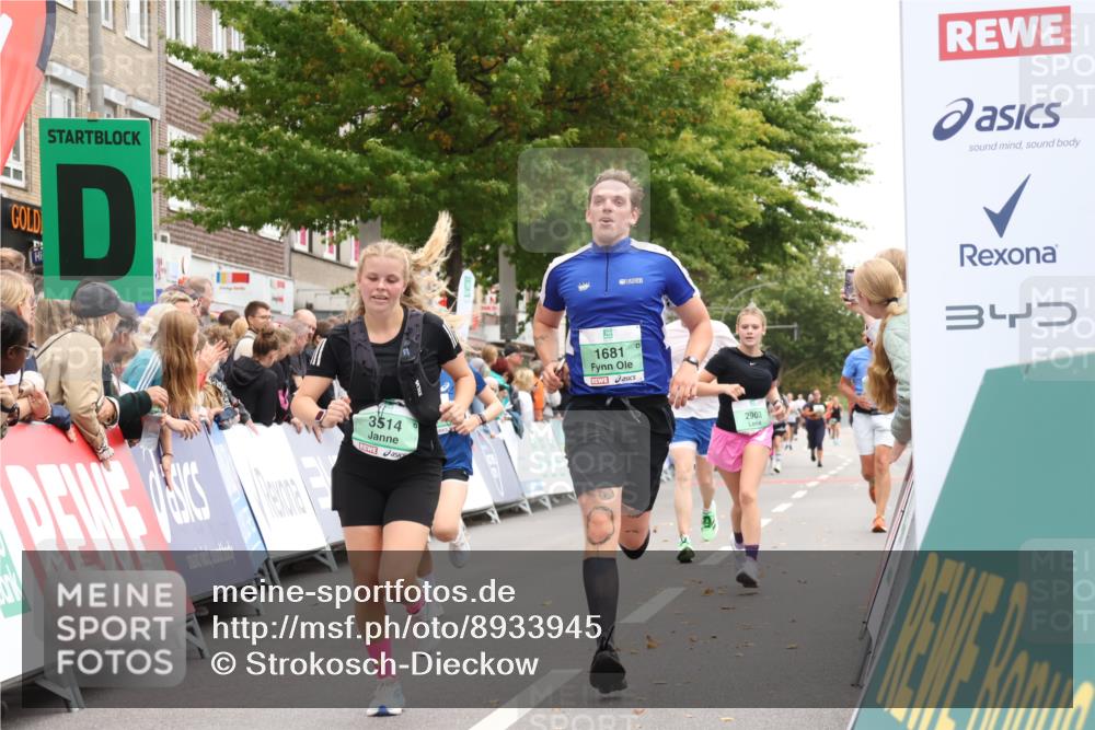 21.09.2025 - PSD Bank Halbmarathon Strokosch-Dieckow http://msf.ph/oto/8933945 21.09.2025 12:26:40 Ziel 1681, 2900, 2903, 2950, 3514, 3686, 3813 meine-sportfotos.de