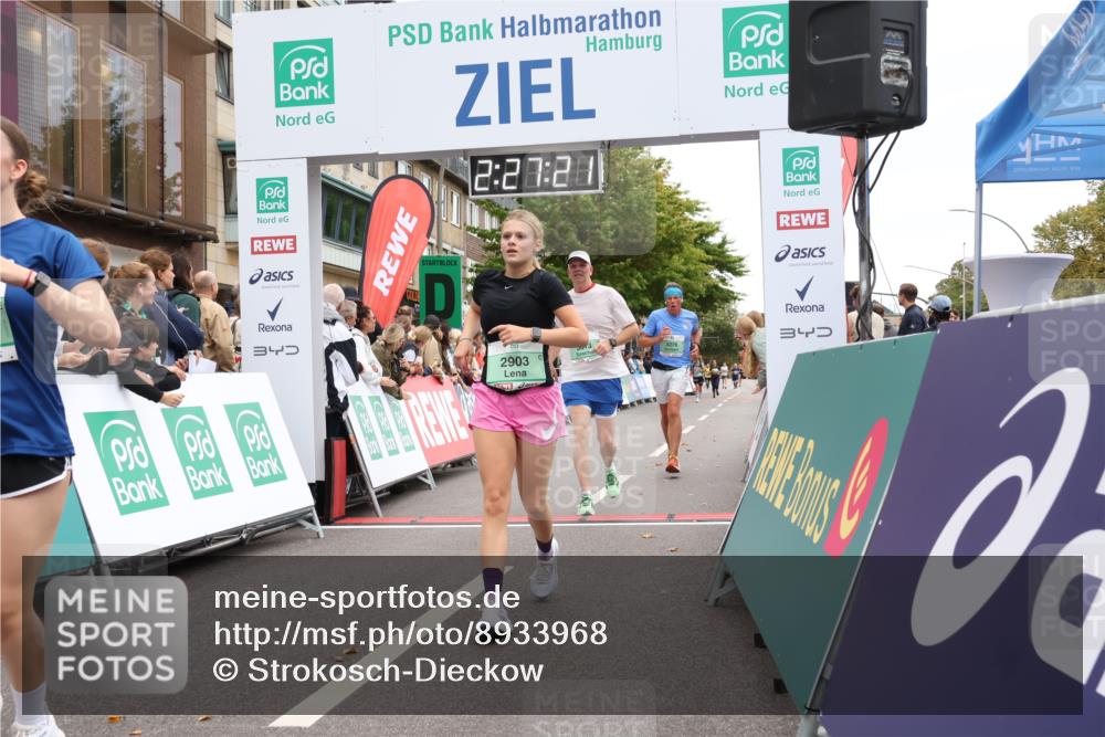 21.09.2025 - PSD Bank Halbmarathon Strokosch-Dieckow http://msf.ph/oto/8933968 21.09.2025 12:26:44 Ziel 1681, 2903, 3276, 3514, 3686, 3813 meine-sportfotos.de