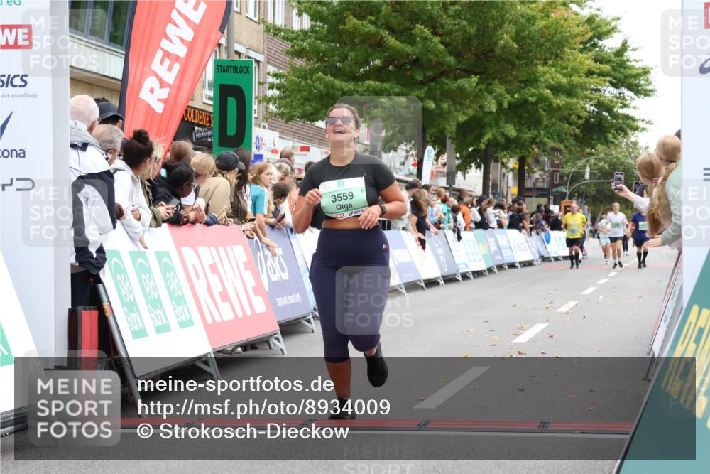 21.09.2025 - PSD Bank Halbmarathon Strokosch-Dieckow http://msf.ph/oto/8934009 21.09.2025 12:26:59 Ziel 3518, 3559 meine-sportfotos.de