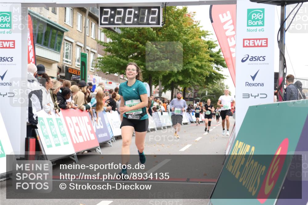 21.09.2025 - PSD Bank Halbmarathon Strokosch-Dieckow http://msf.ph/oto/8934135 21.09.2025 12:27:35 Ziel 1269, 1270, 1362, 3451, 3661, 3989 meine-sportfotos.de