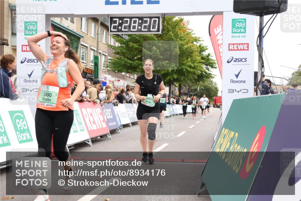 21.09.2025 - PSD Bank Halbmarathon Strokosch-Dieckow http://msf.ph/oto/8934176 21.09.2025 12:27:44 Ziel 1362, 3457, 3472, 3490, 3845 meine-sportfotos.de