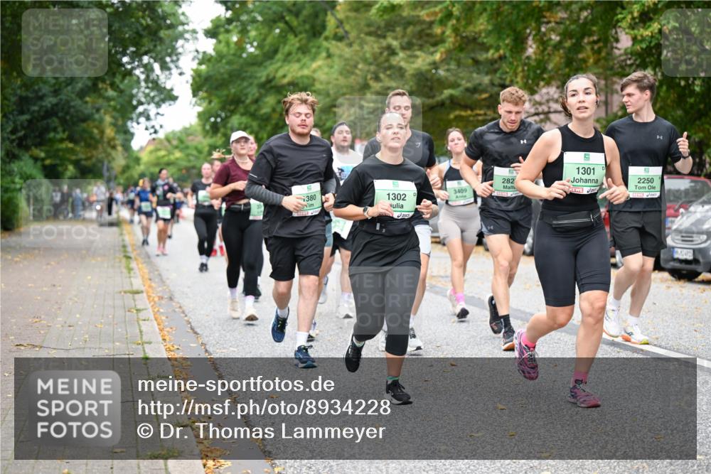 21.09.2025 - PSD Bank Halbmarathon Dr. Thomas Lammeyer http://msf.ph/oto/8934228 21.09.2025 10:56:09 Laufen 380, 1302, 5, 282, 1301, 3409, 2250 meine-sportfotos.de