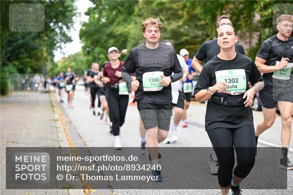21.09.2025 - PSD Bank Halbmarathon Dr. Thomas Lammeyer http://msf.ph/oto/8934240 21.09.2025 10:56:10 Laufen 1380, 1302, 2827 meine-sportfotos.de