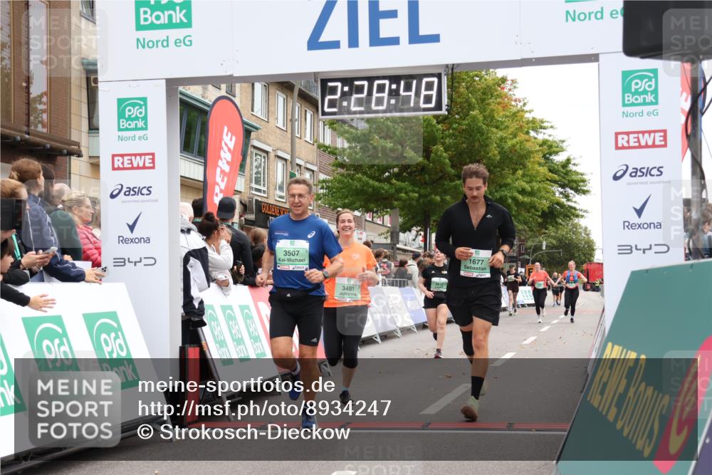 21.09.2025 - PSD Bank Halbmarathon Strokosch-Dieckow http://msf.ph/oto/8934247 21.09.2025 12:28:12 Ziel 1677, 3481, 3507, 3594, 3615 meine-sportfotos.de
