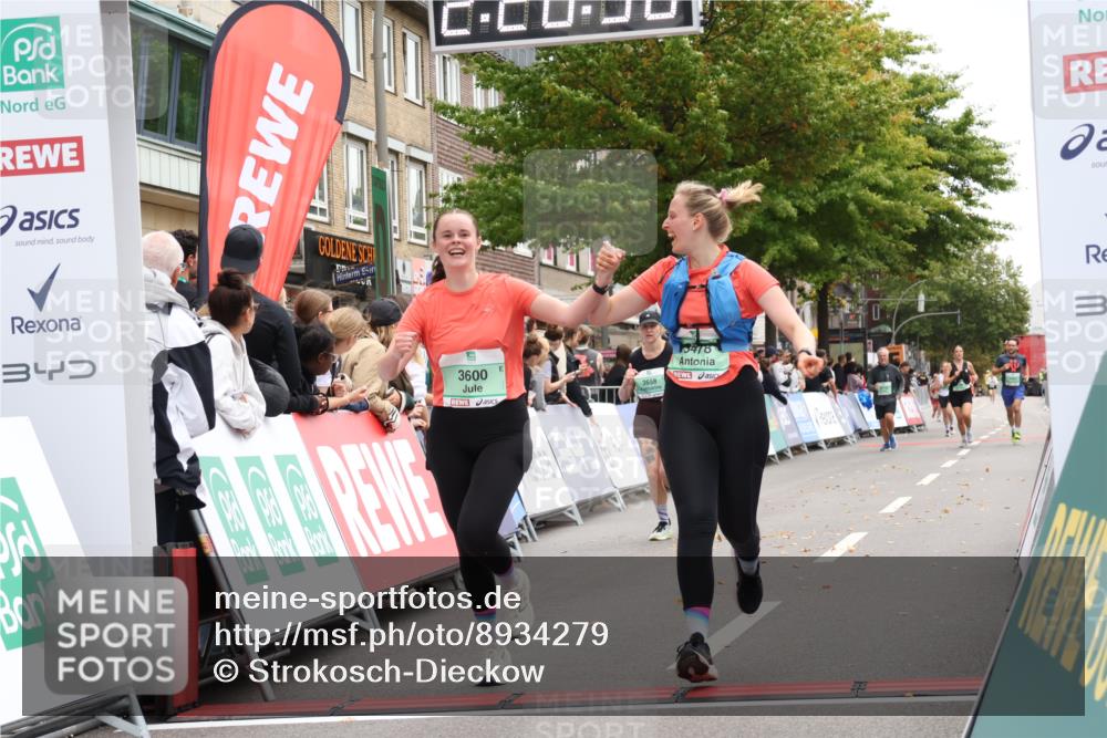 21.09.2025 - PSD Bank Halbmarathon Strokosch-Dieckow http://msf.ph/oto/8934279 21.09.2025 12:28:19 Ziel 1677, 3478, 3481, 3507, 3600, 3615, 3658 meine-sportfotos.de