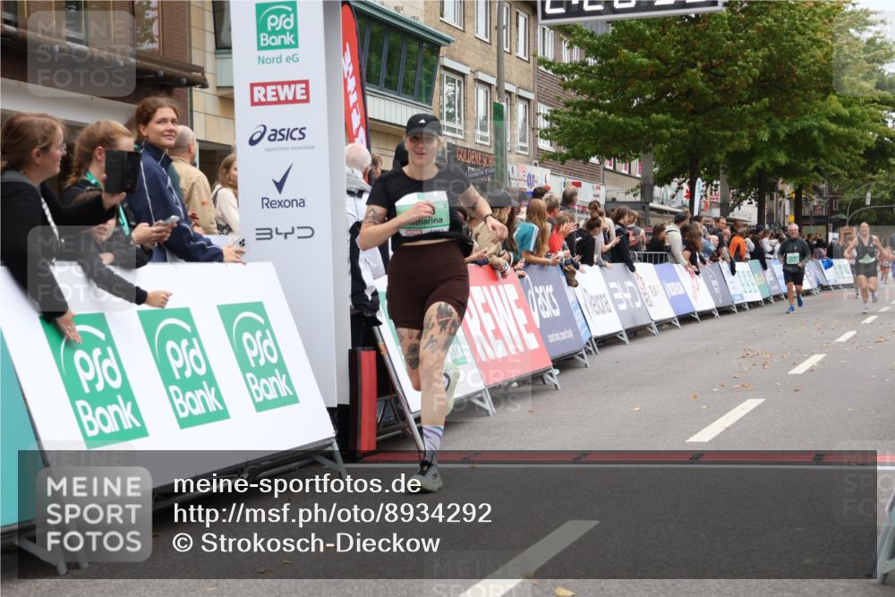 21.09.2025 - PSD Bank Halbmarathon Strokosch-Dieckow http://msf.ph/oto/8934292 21.09.2025 12:28:22 Ziel 3478, 3600, 3615, 3658 meine-sportfotos.de