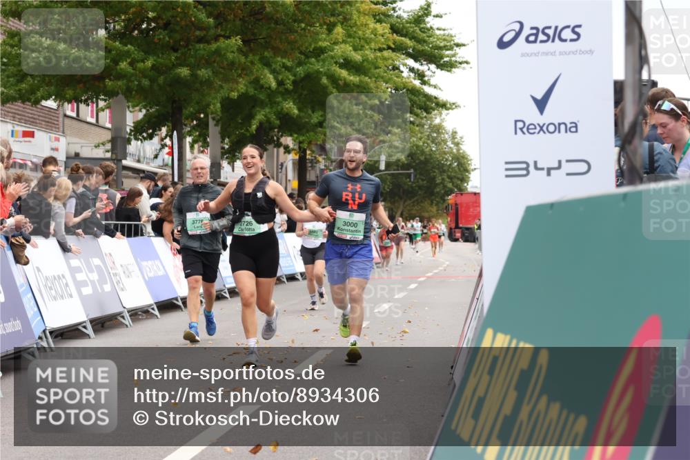 21.09.2025 - PSD Bank Halbmarathon Strokosch-Dieckow http://msf.ph/oto/8934306 21.09.2025 12:28:27 Ziel 2726, 3000, 3478, 3600, 3658, 3776 meine-sportfotos.de