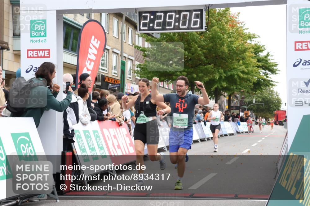 21.09.2025 - PSD Bank Halbmarathon Strokosch-Dieckow http://msf.ph/oto/8934317 21.09.2025 12:28:29 Ziel 2726, 3000, 3422, 3658, 3776 meine-sportfotos.de