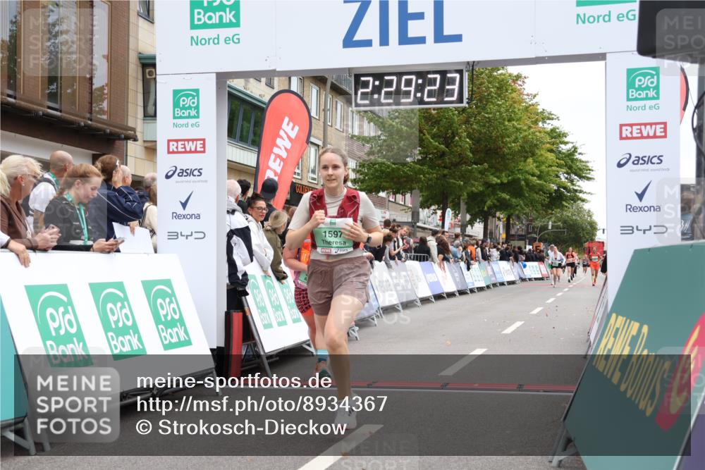 21.09.2025 - PSD Bank Halbmarathon Strokosch-Dieckow http://msf.ph/oto/8934367 21.09.2025 12:28:46 Ziel 1597, 3557 meine-sportfotos.de