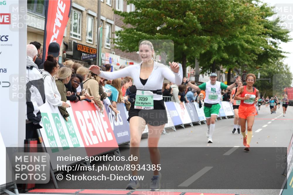 21.09.2025 - PSD Bank Halbmarathon Strokosch-Dieckow http://msf.ph/oto/8934385 21.09.2025 12:28:55 Ziel 1065, 1573, 3239 meine-sportfotos.de