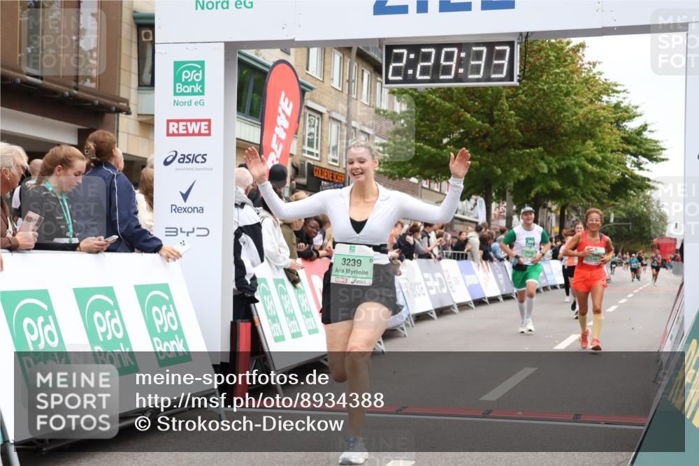 21.09.2025 - PSD Bank Halbmarathon Strokosch-Dieckow http://msf.ph/oto/8934388 21.09.2025 12:28:56 Ziel 1065, 1573, 3239, 3684 meine-sportfotos.de