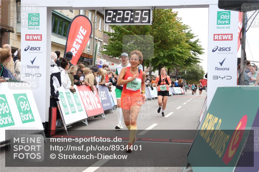 21.09.2025 - PSD Bank Halbmarathon Strokosch-Dieckow http://msf.ph/oto/8934401 21.09.2025 12:28:58 Ziel 1065, 1573, 3239, 3684, 3685 meine-sportfotos.de