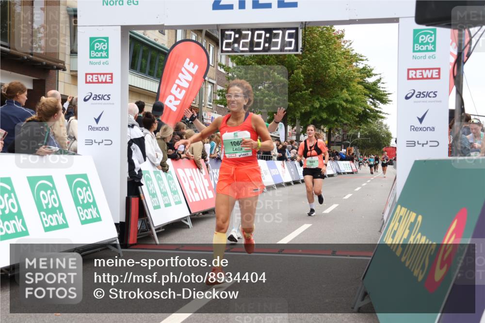 21.09.2025 - PSD Bank Halbmarathon Strokosch-Dieckow http://msf.ph/oto/8934404 21.09.2025 12:28:59 Ziel 1065, 1573, 3239, 3684, 3685 meine-sportfotos.de