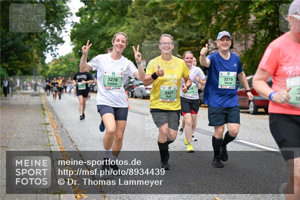 21.09.2025 - PSD Bank Halbmarathon Dr. Thomas Lammeyer http://msf.ph/oto/8934439 21.09.2025 10:56:31 Laufen 3278, 3357, 546, 3279, 3 meine-sportfotos.de