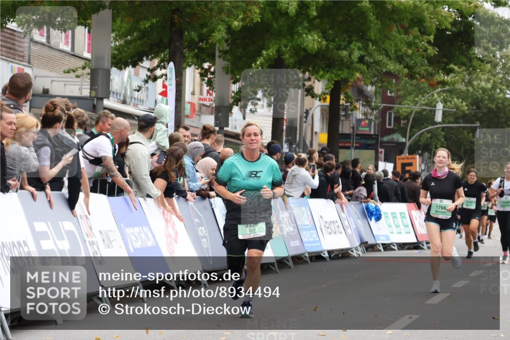 21.09.2025 - PSD Bank Halbmarathon Strokosch-Dieckow http://msf.ph/oto/8934494 21.09.2025 12:29:25 Ziel 1652, 3527, 3880, 3981 meine-sportfotos.de