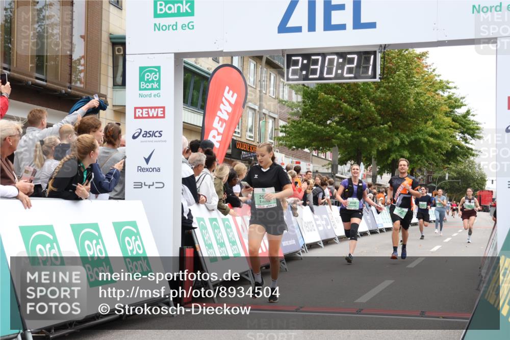 21.09.2025 - PSD Bank Halbmarathon Strokosch-Dieckow http://msf.ph/oto/8934504 21.09.2025 12:29:45 Ziel 1389, 2845, 3012, 3592, 3614, 3625, 3741 meine-sportfotos.de