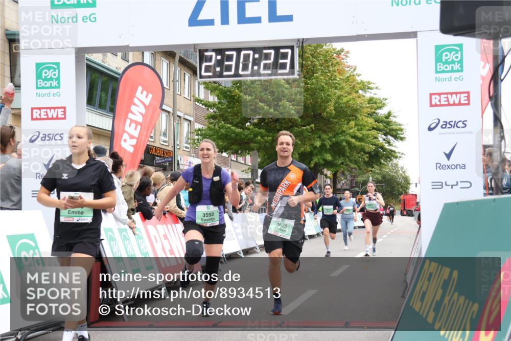 21.09.2025 - PSD Bank Halbmarathon Strokosch-Dieckow http://msf.ph/oto/8934513 21.09.2025 12:29:47 Ziel 1244, 1678, 2845, 3592, 3614, 3625, 3741 meine-sportfotos.de