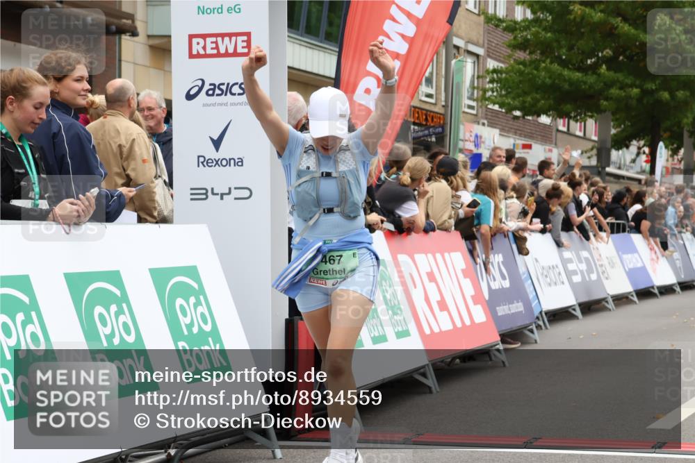 21.09.2025 - PSD Bank Halbmarathon Strokosch-Dieckow http://msf.ph/oto/8934559 21.09.2025 12:30:08 Ziel 1030, 1467, 1468, 3287, 3351 meine-sportfotos.de