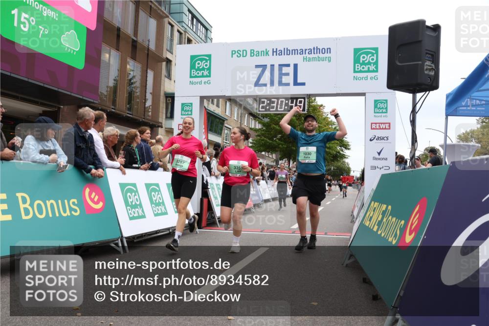 21.09.2025 - PSD Bank Halbmarathon Strokosch-Dieckow http://msf.ph/oto/8934582 21.09.2025 12:30:13 Ziel 1030, 1467, 2667, 3287, 3351 meine-sportfotos.de