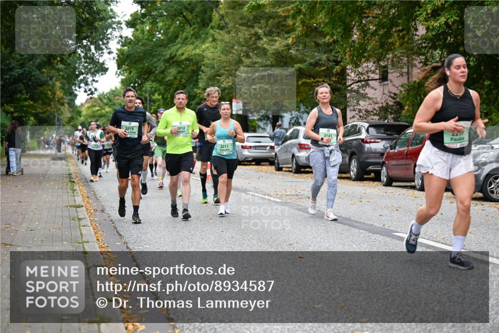 21.09.2025 - PSD Bank Halbmarathon Dr. Thomas Lammeyer http://msf.ph/oto/8934587 21.09.2025 10:56:51 Laufen 3214, 3212, 3143, 221, 3211 meine-sportfotos.de