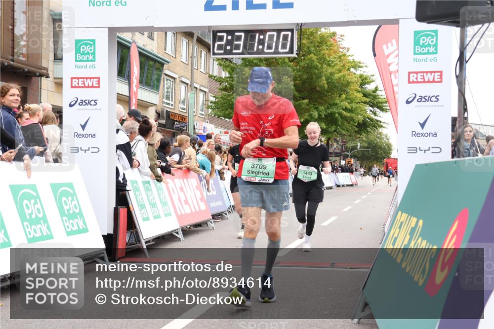21.09.2025 - PSD Bank Halbmarathon Strokosch-Dieckow http://msf.ph/oto/8934614 21.09.2025 12:30:24 Ziel 1443, 3709, 4043 meine-sportfotos.de