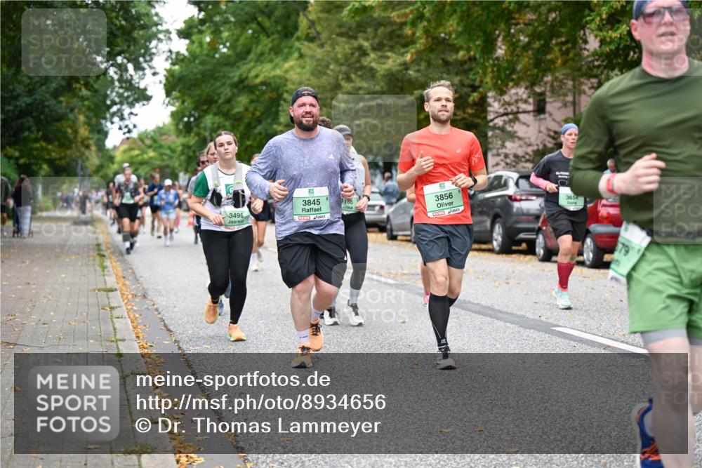 21.09.2025 - PSD Bank Halbmarathon Dr. Thomas Lammeyer http://msf.ph/oto/8934656 21.09.2025 10:56:58 Laufen 3499, 3845, 1106, 3856, 3654 meine-sportfotos.de