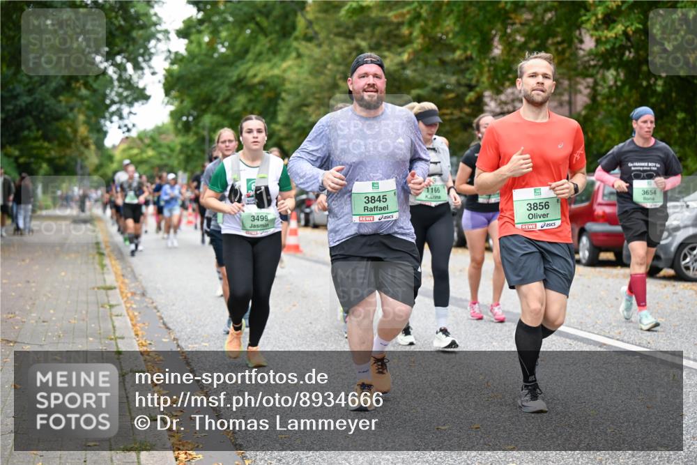 21.09.2025 - PSD Bank Halbmarathon Dr. Thomas Lammeyer http://msf.ph/oto/8934666 21.09.2025 10:56:59 Laufen 3499, 3845, 1166, 3856, 3654 meine-sportfotos.de