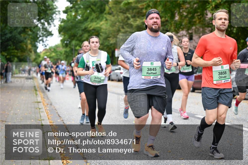 21.09.2025 - PSD Bank Halbmarathon Dr. Thomas Lammeyer http://msf.ph/oto/8934671 21.09.2025 10:56:59 Laufen 3499, 3845, 3856 meine-sportfotos.de