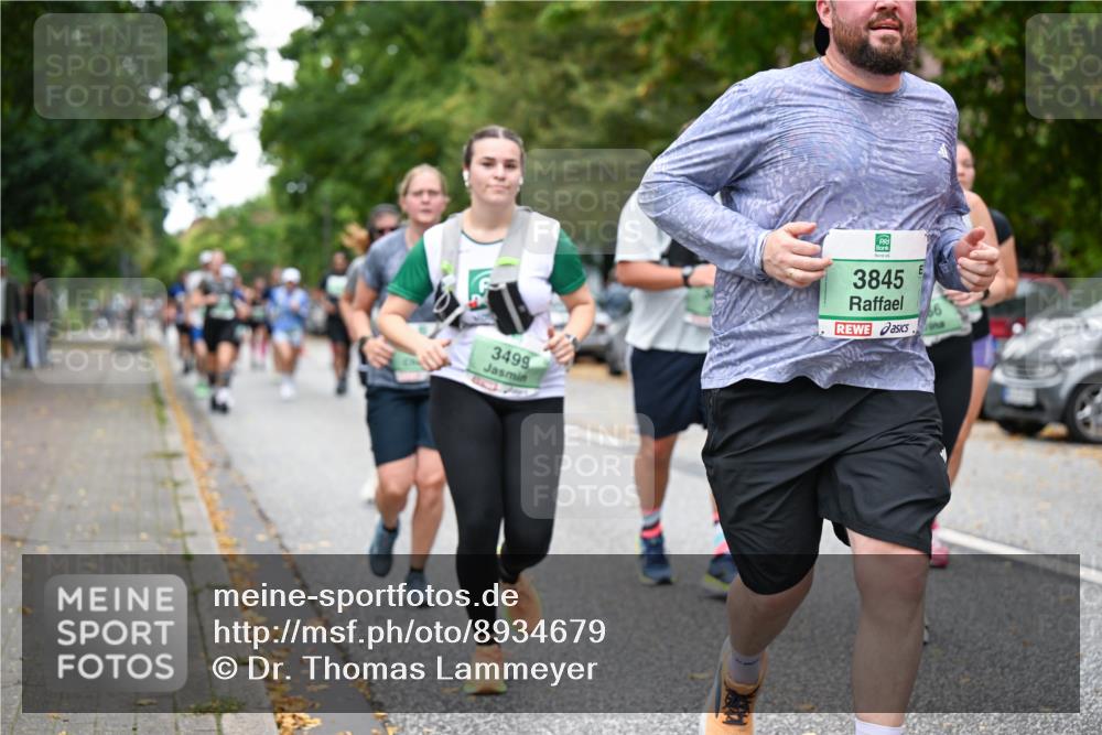 21.09.2025 - PSD Bank Halbmarathon Dr. Thomas Lammeyer http://msf.ph/oto/8934679 21.09.2025 10:57:00 Laufen 3499, 3845 meine-sportfotos.de