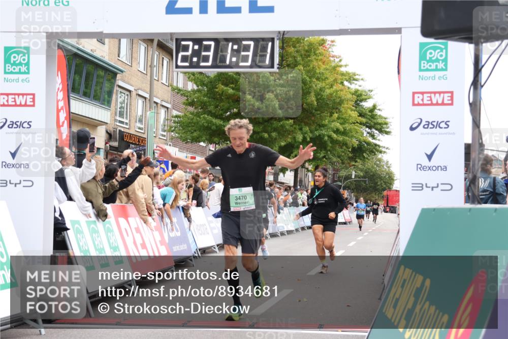 21.09.2025 - PSD Bank Halbmarathon Strokosch-Dieckow http://msf.ph/oto/8934681 21.09.2025 12:30:55 Ziel 3470, 3884 meine-sportfotos.de